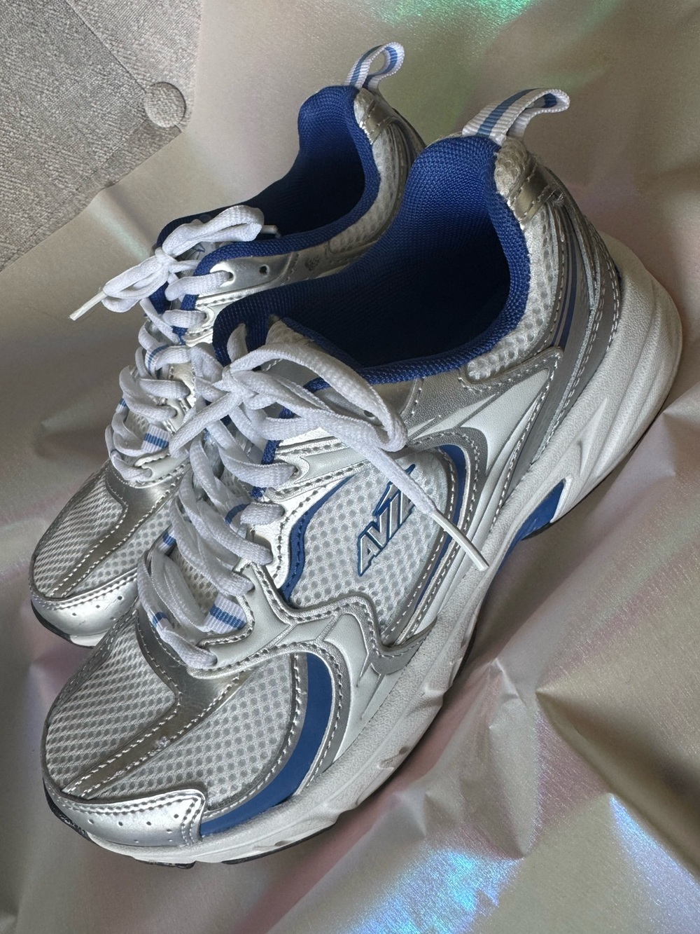 Avia Blue Women's 5000 Performance Sneakers Size 7